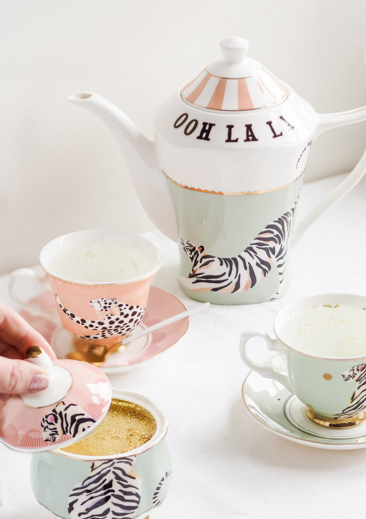 Yvonne Ellen Teapots