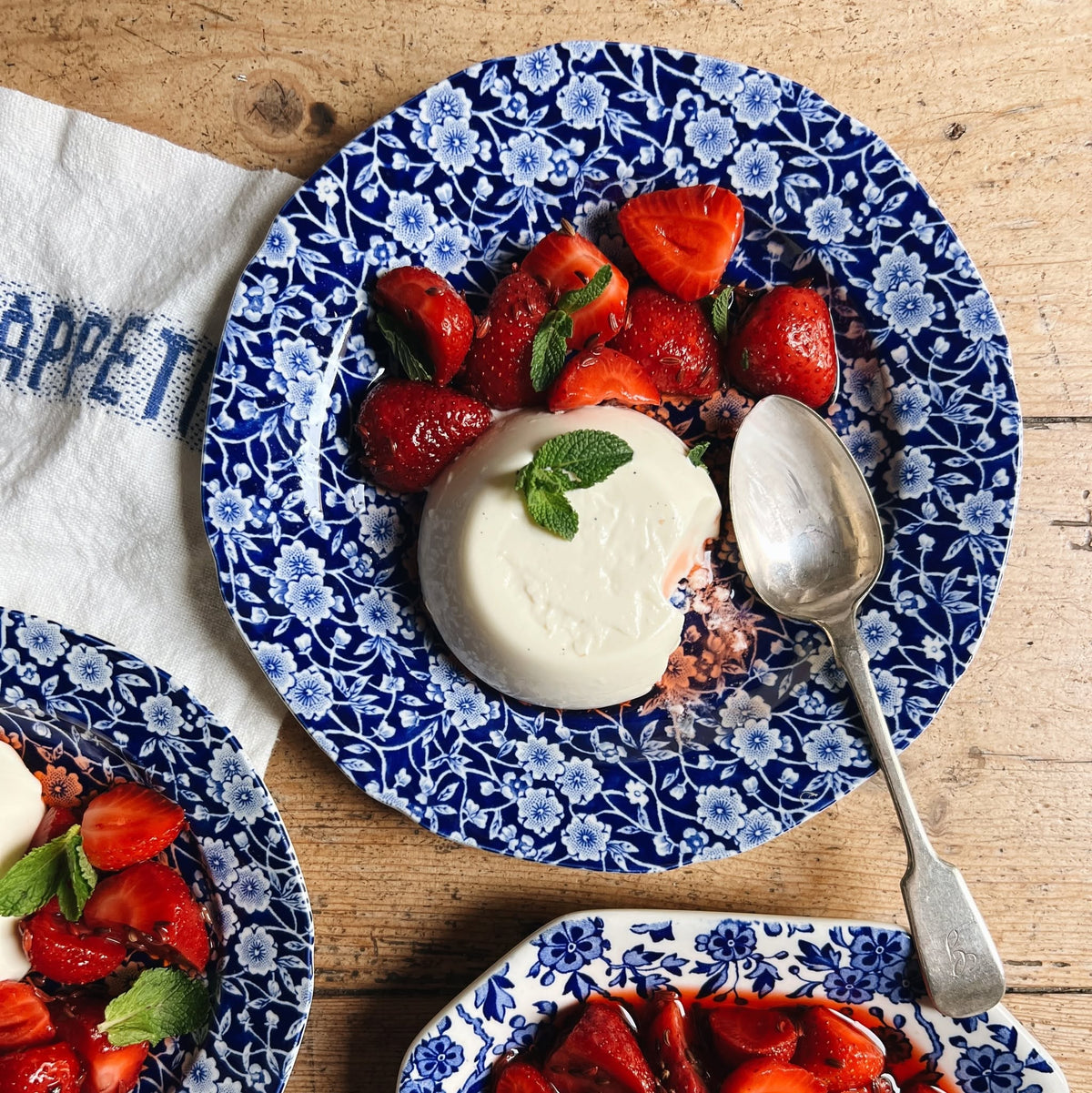 Dinner Plate, Burleigh Blue Calico